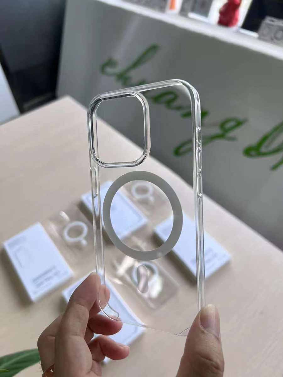 Apple Clear Case with IC Animation – Anti-Yellow MagSafe Case for iPhone