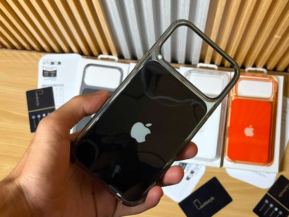 Apple Official Clear IC Case For iPhone 17 Series