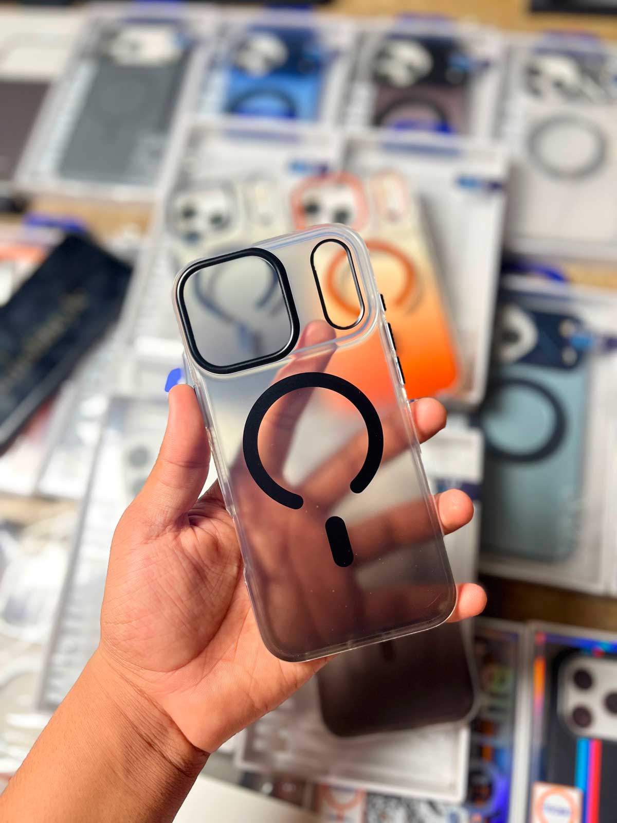 Bucksuiti Dual Colour Case For iPhone 17 Pro Max