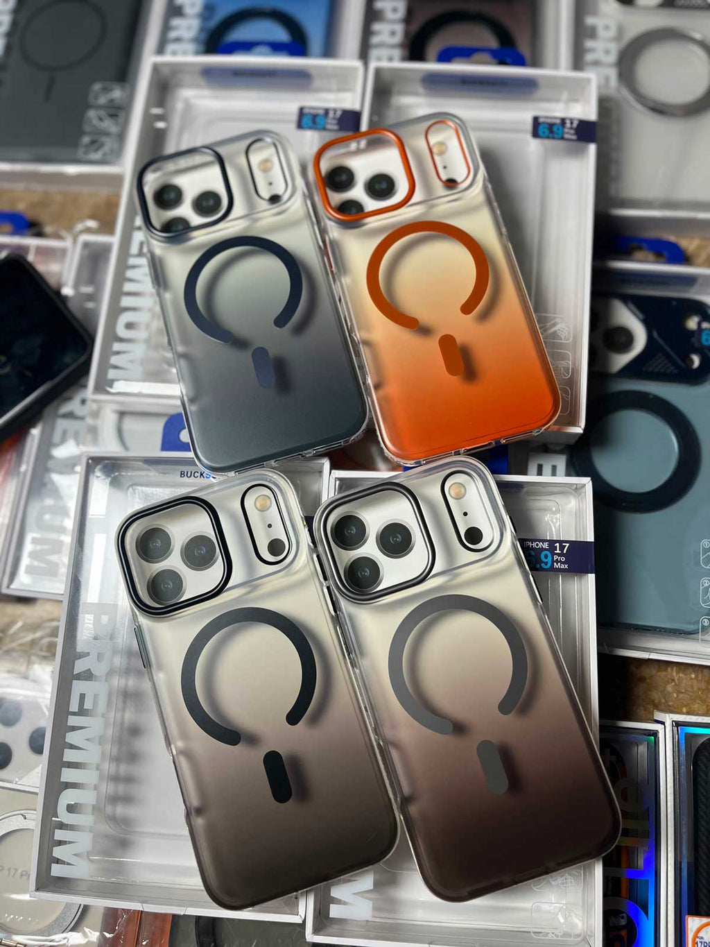 Bucksuiti Dual Colour Case For iPhone 17 Pro Max
